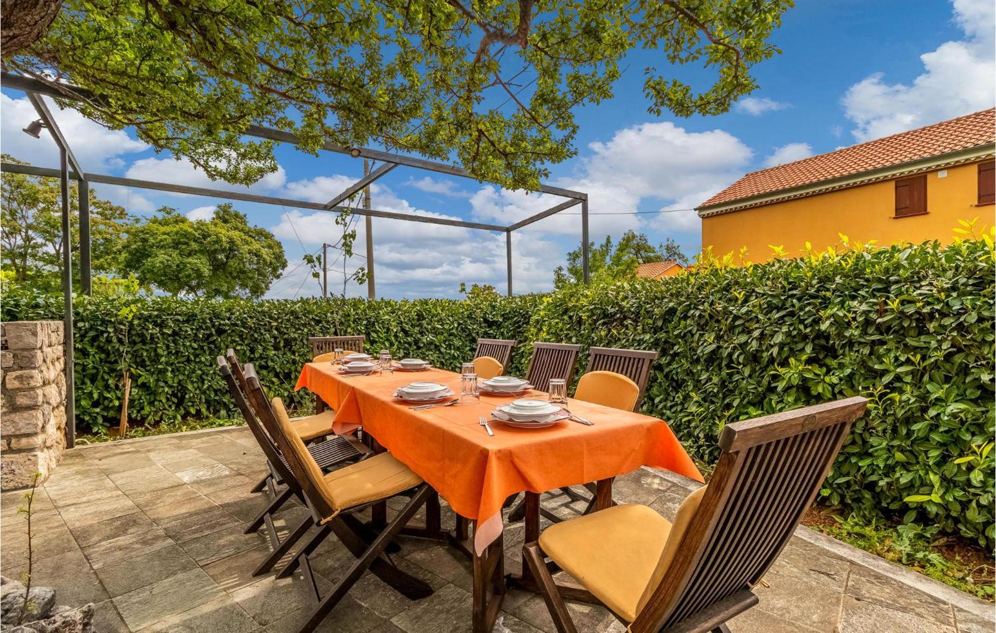 Stunning Home In Bribir With Wifi Exterior foto