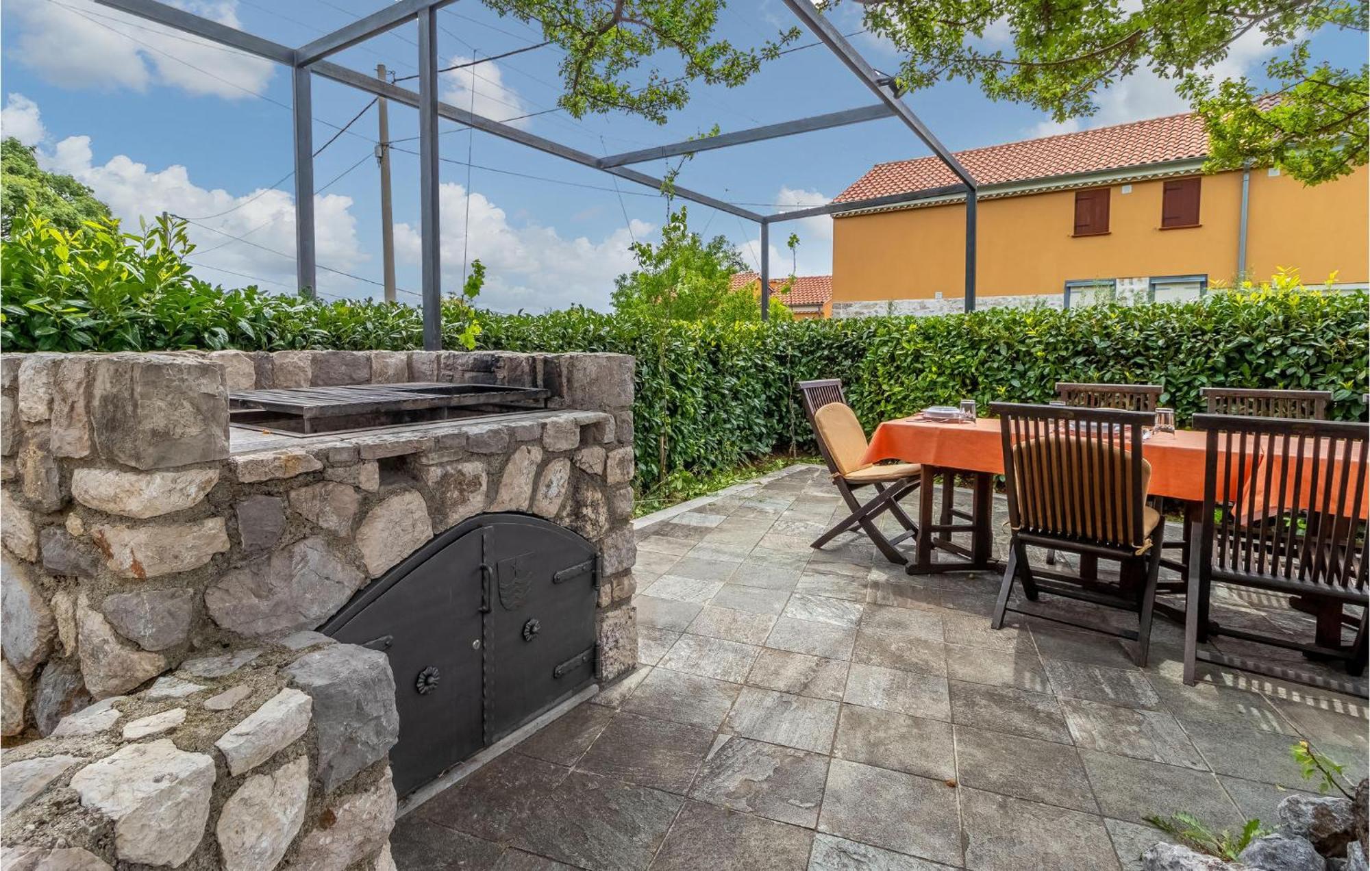 Stunning Home In Bribir With Wifi Exterior foto